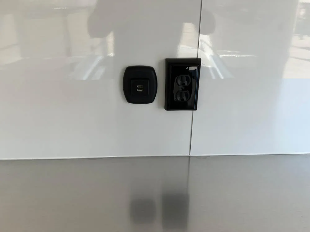 8.5 x 24 ATC ROM 450 Sport/Car Hauler Med Charcoal power Outlets