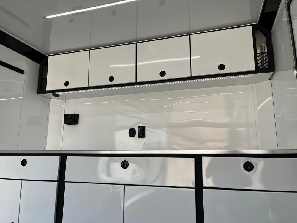 8.5 x 24 ATC ROM 450 Sport/Car Hauler Polar White front cabinets