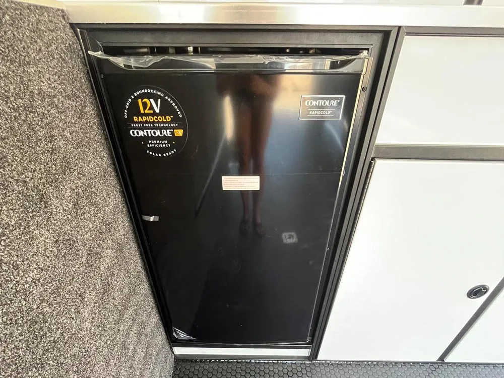 8.5 x 24 ATC ROM 450 Sport/Car Hauler Polar White refrigerator