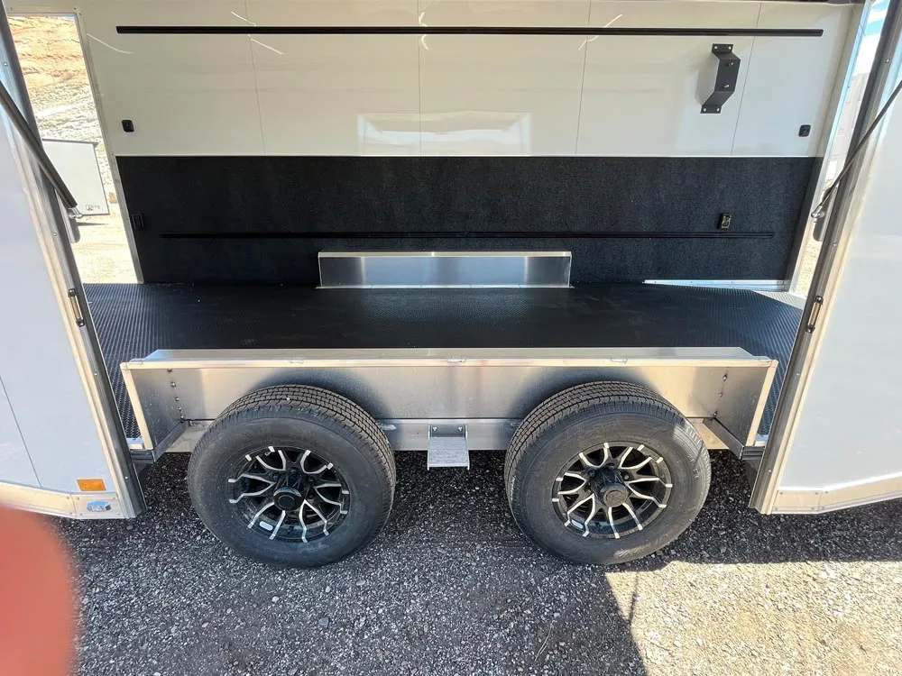 8.5 x 24 ATC ROM 450 Sport/Car Hauler Polar White side hatch open close