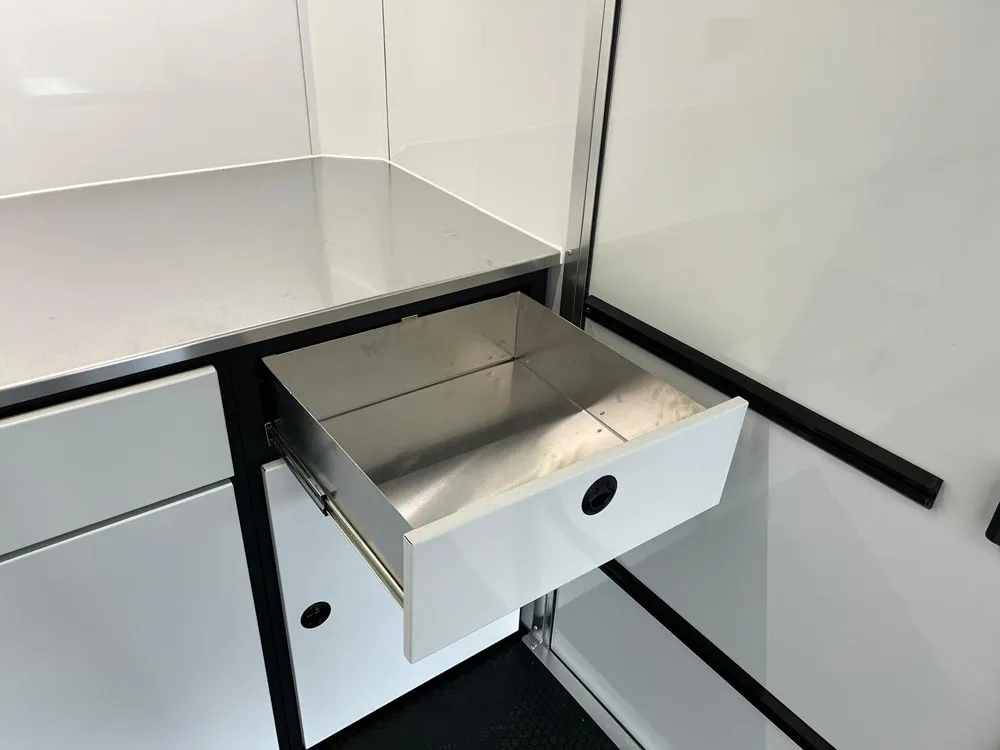 8.5 x 24 ATC ROM 550 Sport/Car Hauler Polar White right drawer