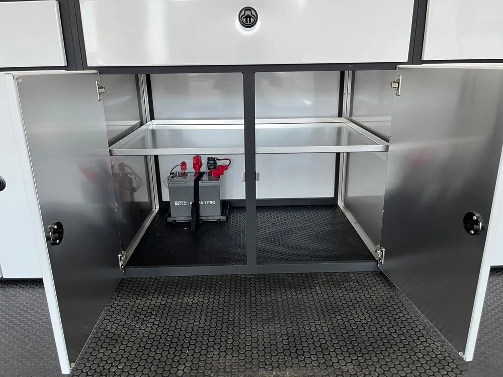 8.5 x 24 ATC ROM 550 Sport/Car Hauler Polar White bottom center cabinet