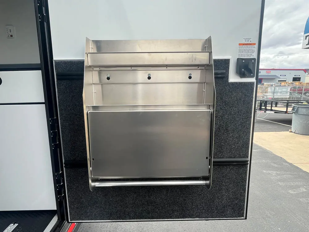 8.5 x 28 ATC ROM 550 Sport/Car Hauler Med Charcoal Side Door Storage