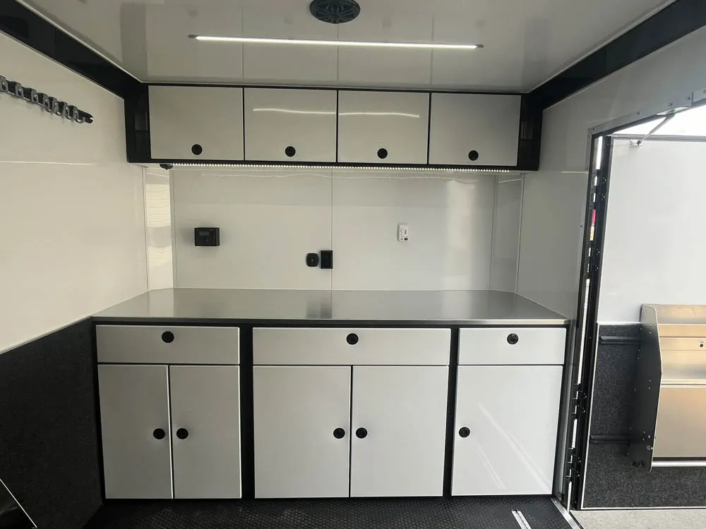 8.5 x 28 ATC ROM 550 Sport/Car Hauler Med Charcoal Cabinets