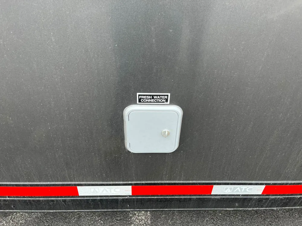 8.5 x 28 ATC ROM 550 Sport/Car Hauler Med Charcoal Water Connection