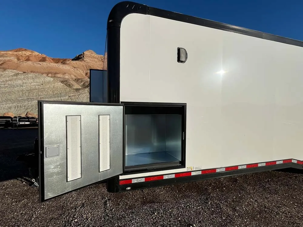 8.5 x 28 ATC ROM 550 Sport/Car Hauler Polar White front left storage