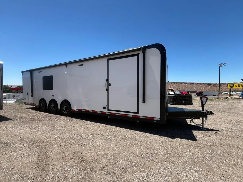 8.5 x 32 ATC ROM 550 Sport/Car Hauler Polar White right side