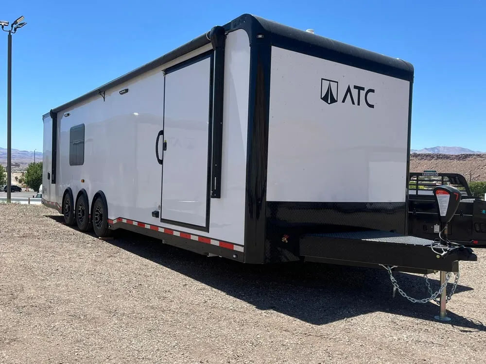 8.5 x 32 ATC ROM 550 Sport/Car Hauler Polar White right front