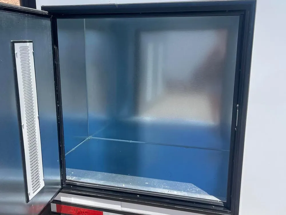 8.5 x 32 ATC ROM 550 Sport/Car Hauler Polar White outside cabinet open