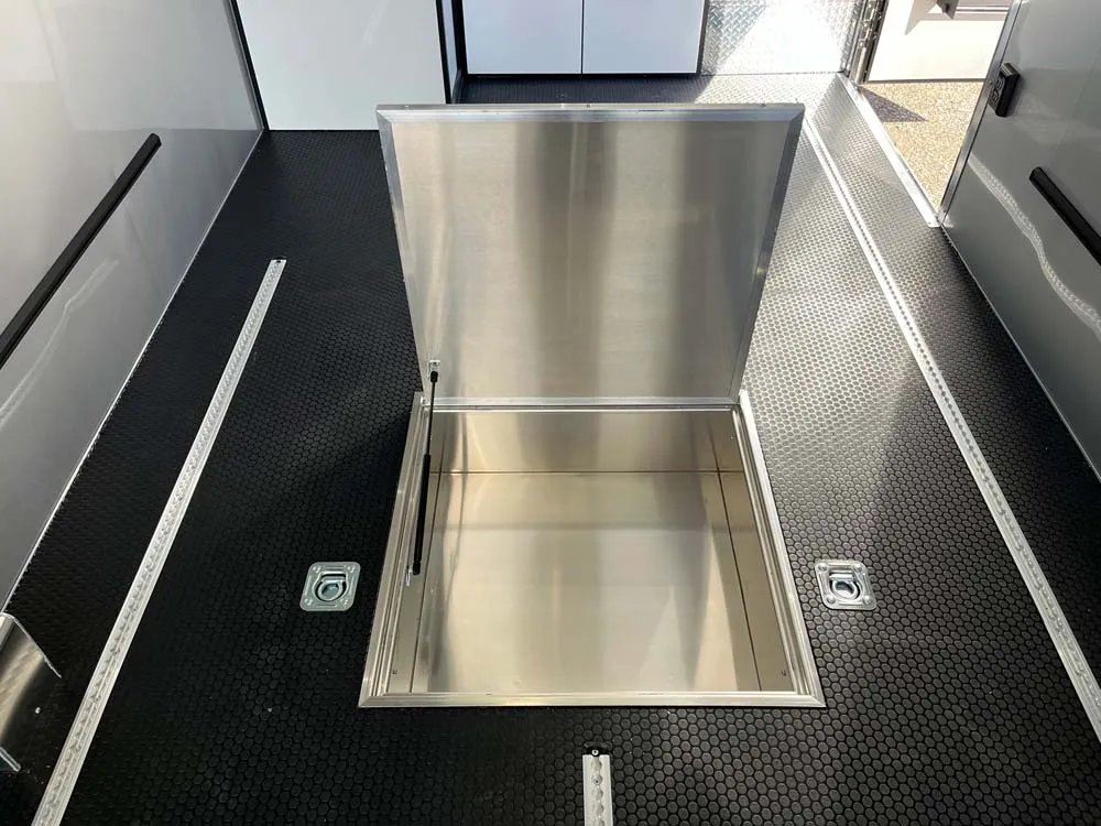 8.5 x 40 ATC ROM 750G Sport/Car Hauler Gooseneck Polar White large floor storage