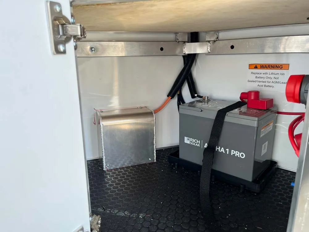 7.5 x 14 ATC STO 450 Cargo Trailer Tandem Med Charcoal inside battery