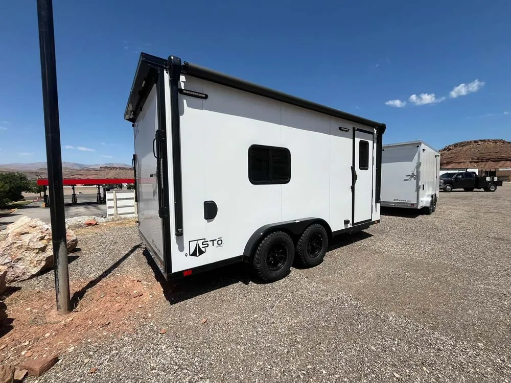 7.5 x 16 ATC STO 450 Cargo Trailer Tandem Polar White 0096 right rear