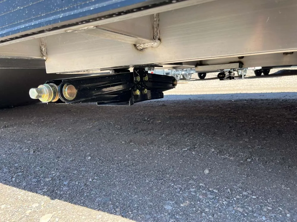 8.5 x 20 ATC STO 450 Cargo Trailer Tandem Silver Frost scissor jack