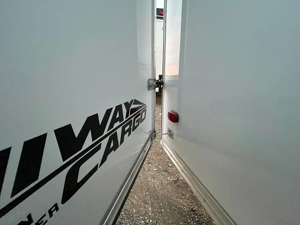 7 x 14 Carson HiWay Cargo Trailer Tandem Barns Doors rear door hinge