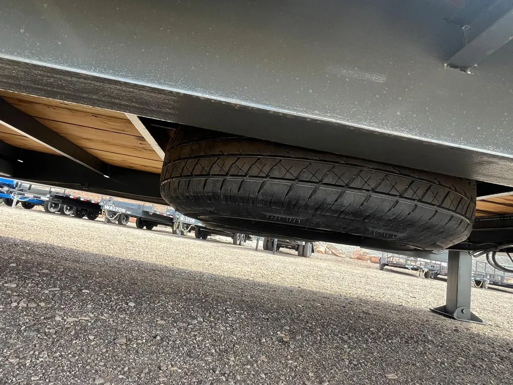 8.5 x 34 Walton Flat Bed CHX Trailer Gooseneck frame spare tire