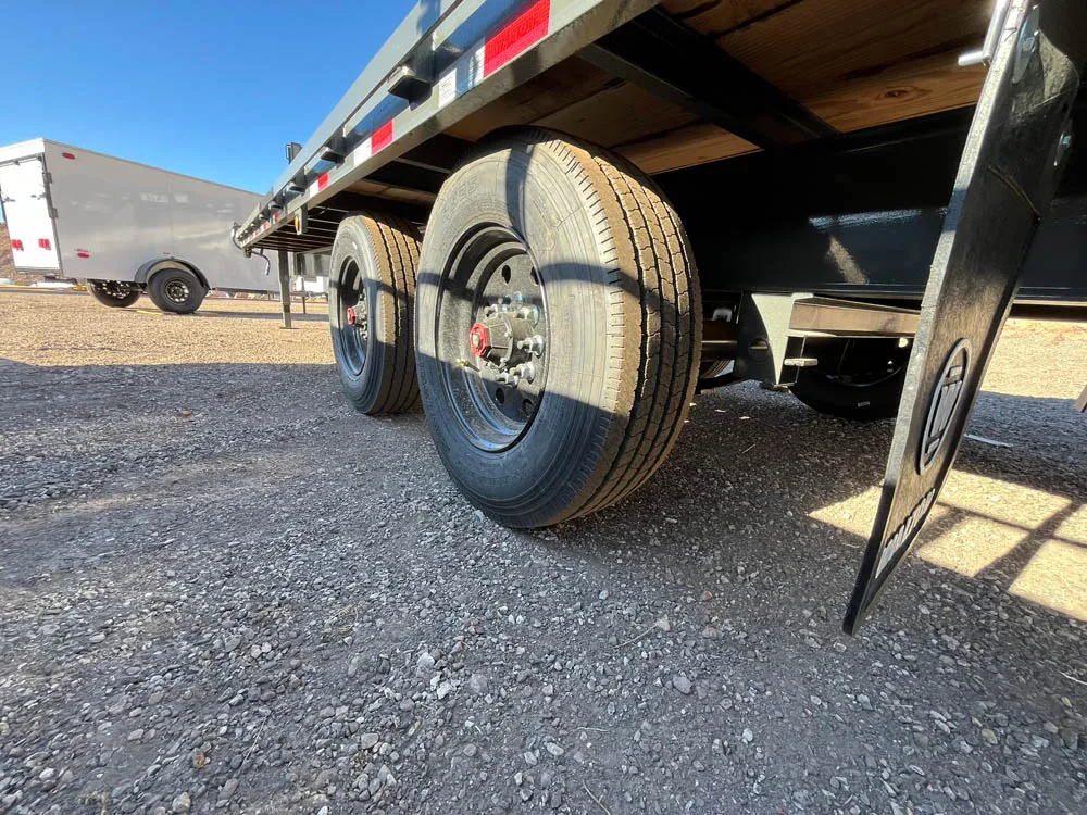 8.5 x 25 Walton Flat Bed Extreme Trailer Super Single Gooseneck tires