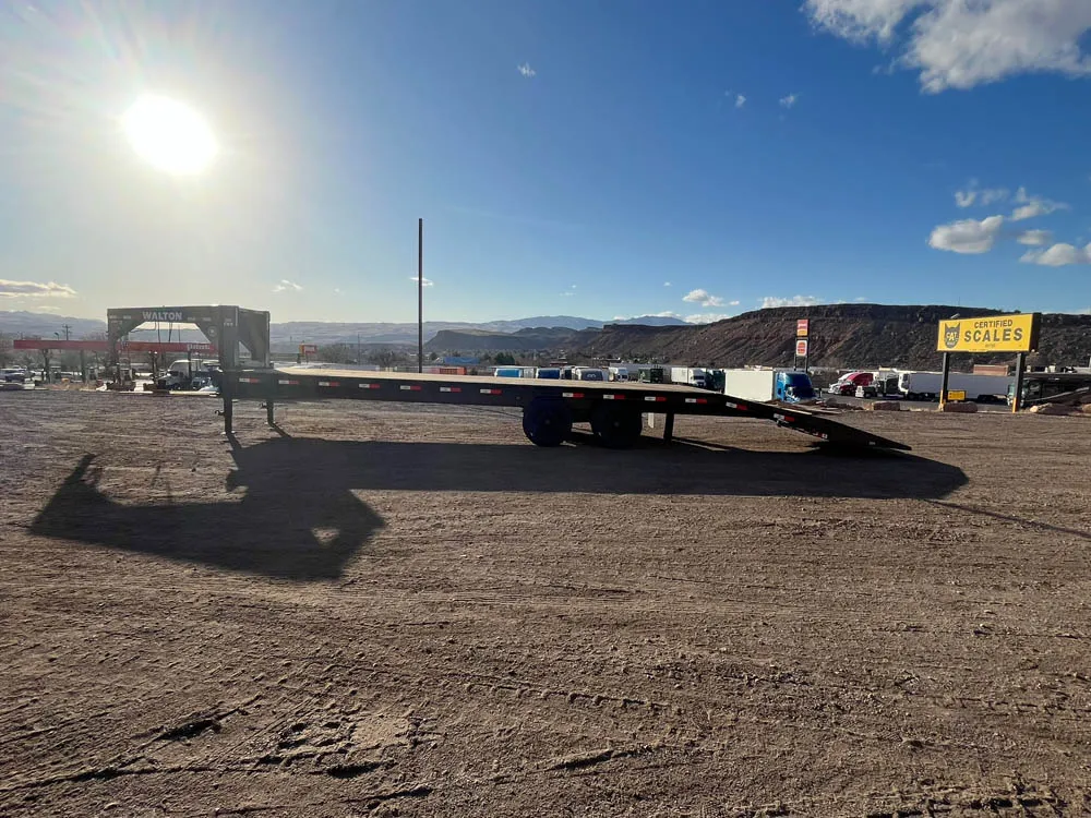 8.5 x 30 Walton Flat Bed Extreme Trailer Gooseneck left side