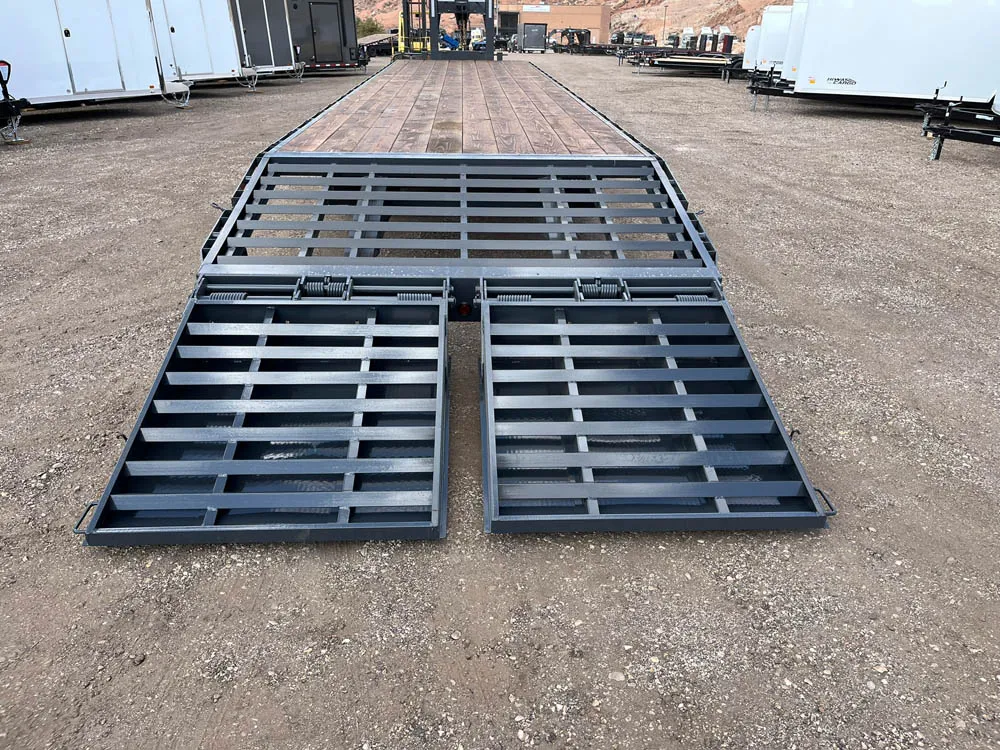 8.5 x 40 Walton Flat Bed Extreme Trailer Gooseneck Ramps