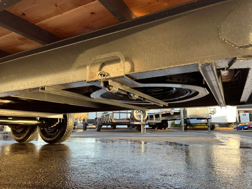 8.5 x 20 Walton Flat Bed HD Trailer Bumper Spare Tire